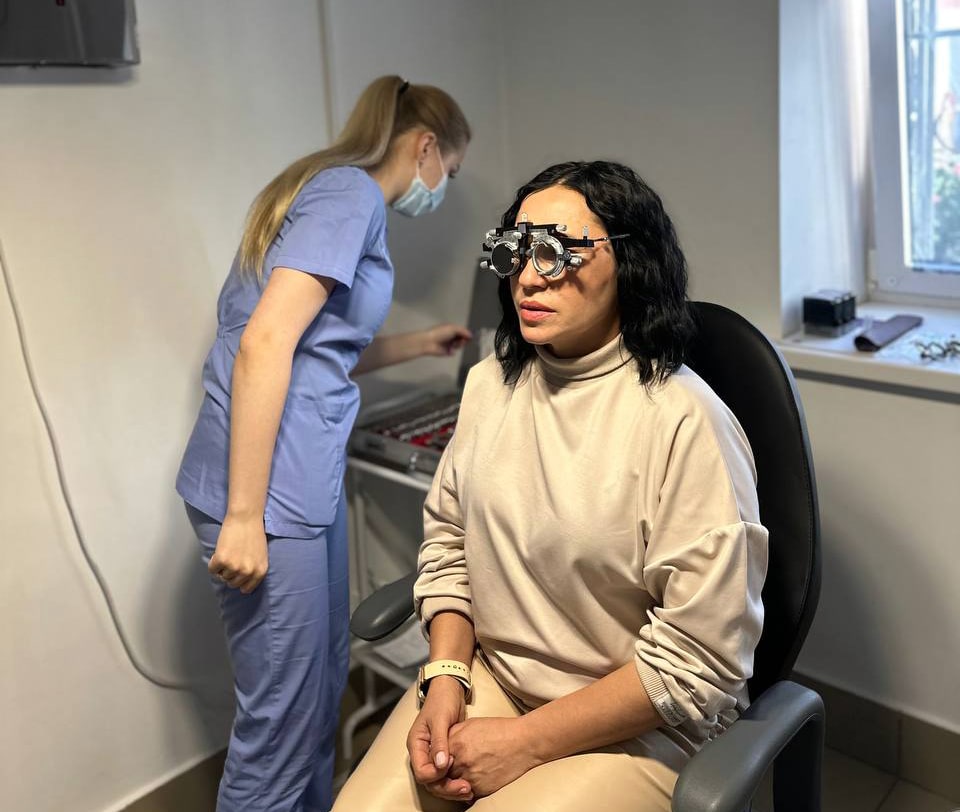 Проверка зрения у водителя